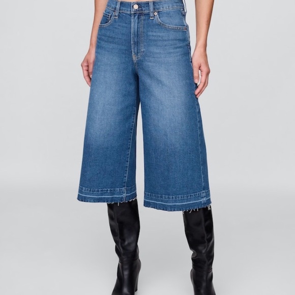 GAP Women High Rise Wide-Leg Culotte Medium Blue Indigo 32/14 Short Jeans NWT - Picture 2 of 8